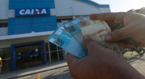 Pagamento do novo auxílio emergencial deve começar apenas em abril
