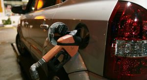 Preço do diesel cai só um centavo no Ceará após isenção de impostos federais