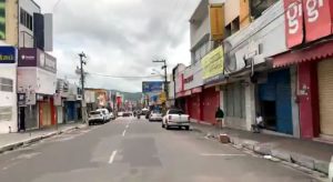 Centro de Juazeiro do Norte com tímida movimentação no primeiro dia de lockdown