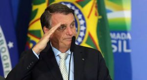 Juiz proíbe Bolsonaro de divulgar campanhas não embasadas em estudos científicos