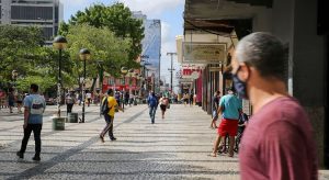 Comércio cearense pede ao Estado reabertura gradual a partir da próxima semana