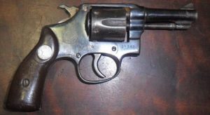 Acusado de homicídio em Lavras da Mangabeira é preso com arma de fogo