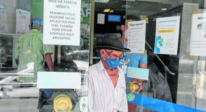 Governo suspende prova de vida de servidores aposentados até junho de 2021