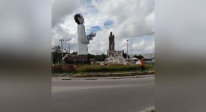 Estátua de Padre Cícero desmorona em Maracanaú