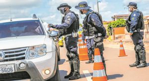 Mais de 9 mil policiais já foram afastados por suspeita de Covid-19 e 24 morreram pela doença no Ceará