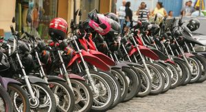 Demanda por motos 0 km dispara e fila de espera chega a 60 dias no Ceará