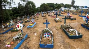 Brasil bate novo recorde e ultrapassa 4 mil mortes por Covid-19 em 24 horas