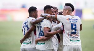 Fortaleza vence Bahia e se classifica ao mata-mata da Copa do Nordeste