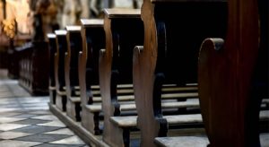 STF decide manter fechados templos e igrejas no Brasil