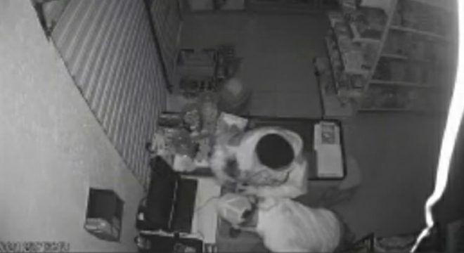 Ladrões “visitam” estabelecimentos comerciais em Juazeiro e Várzea Alegre