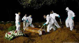 Em novo recorde, Brasil registra 4.249 mortes por covid-19 em 24 horas