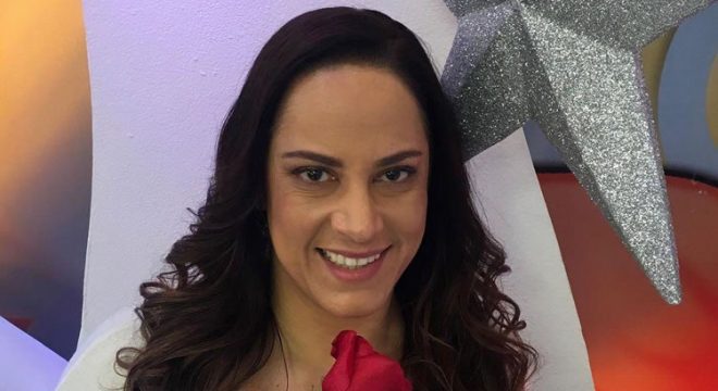 Silvia Abravanel confirma quadro de pneumonia após contrair Covid-19