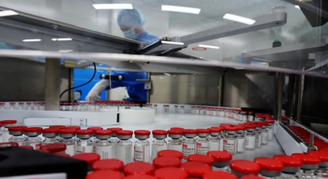 Na Rússia, comitiva do Consórcio Nordeste tenta acelerar aprovação da Sputnik V pela Anvisa