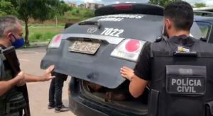 Homem é suspeito de matar companheiros de ex-funcionárias após elas negarem se relacionar com ele