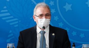 Ministro da Saúde colocará atual coordenadora de vacinação em nova secretaria contra Covid-19