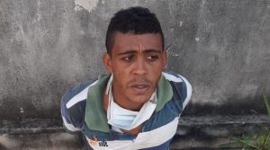 PM de Juazeiro prende acusado de assaltos com uma garrucha