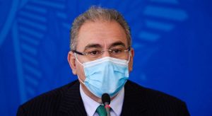 Ministro da Saúde cogita cloroquina e ivermectina em protocolo de remédios contra Covid-19