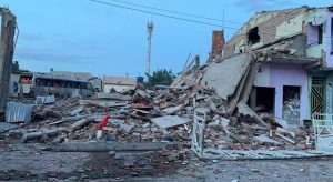 Explosão em fábrica clandestina de fogos de artifício deixa dois mortos em Crisópolis