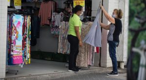 Vendas no Dia das Mães devem cair mais neste ano no Ceará, prevê comércio