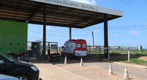 Cinco policiais penais, seis presos e colaboradores do sistema prisional morreram de Covid-19 no Ceará