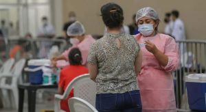 Mais de 10% da população do Ceará recebeu as duas doses da vacina contra Covid-19