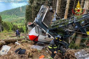Acidente com teleférico na Itália deixa 14 mortos e 1 ferido com gravidade