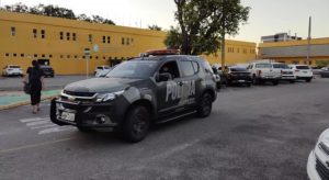 Operação cumpre mandados de prisão contra policiais suspeitos de auxiliar facção criminosa no Ceará
