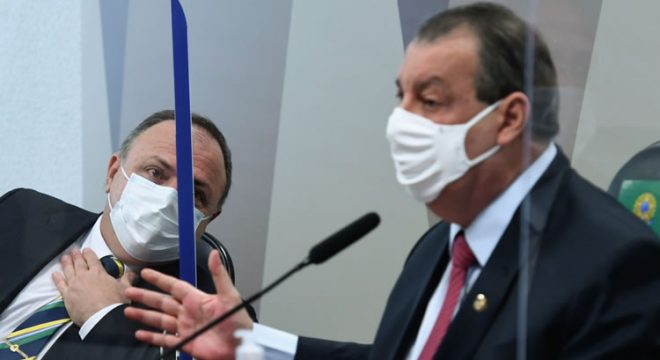 Omar Aziz ameaça dar voz de prisão a Pazuello caso o ex-ministro minta em novo depoimento à CPI da Covid