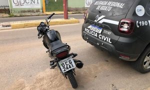 Polícia Civil de Iguatu recupera motocicleta roubada e apreende adolescente de 15 anos