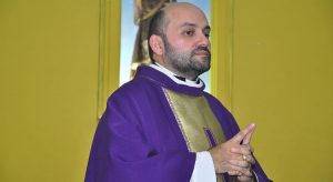 Pároco de Massapê, padre Mailson Sousa Costa morre por complicações da Covid-19