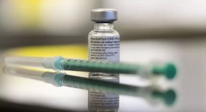 Saúde assina acordo para compra de mais 100 milhões de vacinas da Pfizer