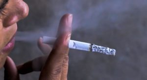 Brasileiros estão consumindo mais cigarros na pandemia, aponta pesquisa