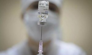 Sputnik V tem alta eficácia contra cepa brasileira, indica estudo na Argentina