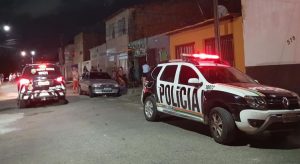 Grávida de dois meses morre por choque elétrico ao mexer em antena de TV usando faca