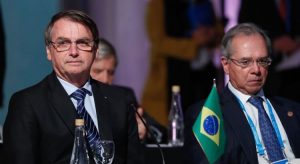Justiça condena governo a pagar multa após ofensas de Bolsonaro contra mulheres
