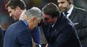 Bolsonaro articula por demissão de Tite e quer Renato Gaúcho