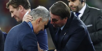 Bolsonaro articula por demissão de Tite e quer Renato Gaúcho