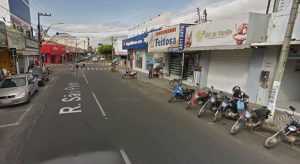 Duas garotas presas em Juazeiro após furtos em farmácias