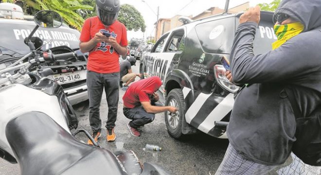 340 policiais que participaram de motim no Ceará já foram denunciados, diz promotor