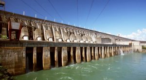 Crise hídrica já faz Aneel estimar alta de 5% nas contas de luz do próximo ano