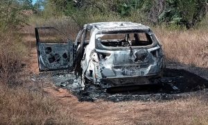 Carro incendiado encontrado em Missão Velha era roubado