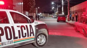 Motorista é morto a tiros na frente da mulher e do filho, em Fortaleza