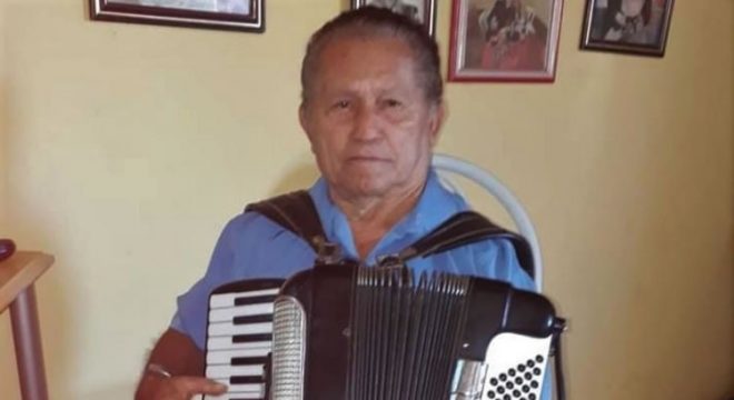 Corpo do sanfoneiro Joaquim Januário será sepultado hoje em Caririaçu. Veja o mesmo tocando