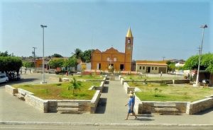 Jovem esfaqueado pelo padrasto em Lavras da Mangabeira está no HRC em Juazeiro