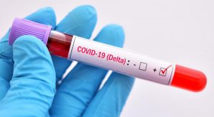 Variante Delta será predominante nos próximos meses, prevê OMS