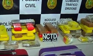 Duas garotas presas na rodoviária de Brejo Santo com cerca de 30 Kg de maconha