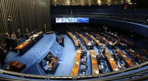 Projeto que prevê prisão para quem discriminar mulheres em campanhas é aprovado