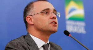 Bolsonaro confirma a ministros que André Mendonça será indicado para o STF