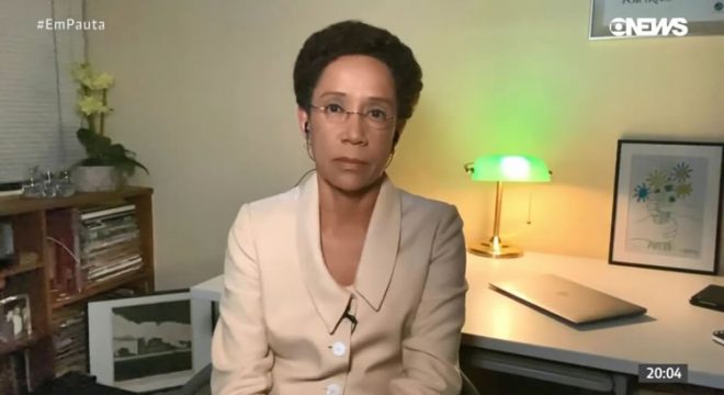 Apresentadora da Globo, Zileide Silva revela ao vivo luta contra um câncer