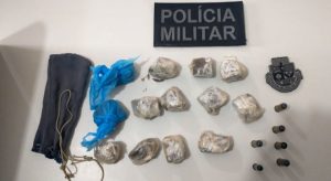 PM apreende munições e 300g de maconha em Icó